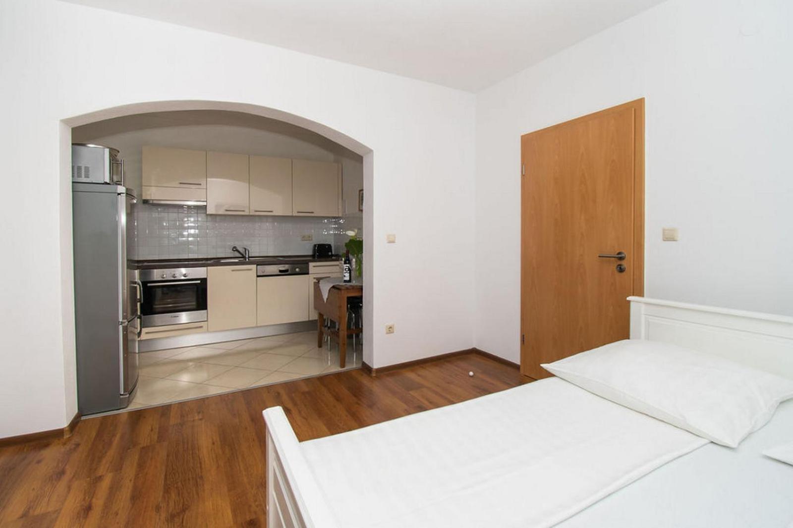 Apartments Kendes Vodice Exterior photo