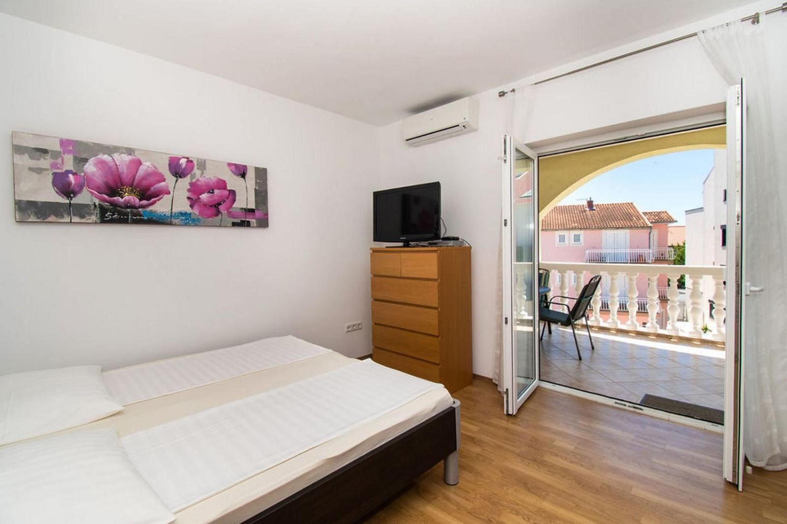 Apartments Kendes Vodice Exterior photo