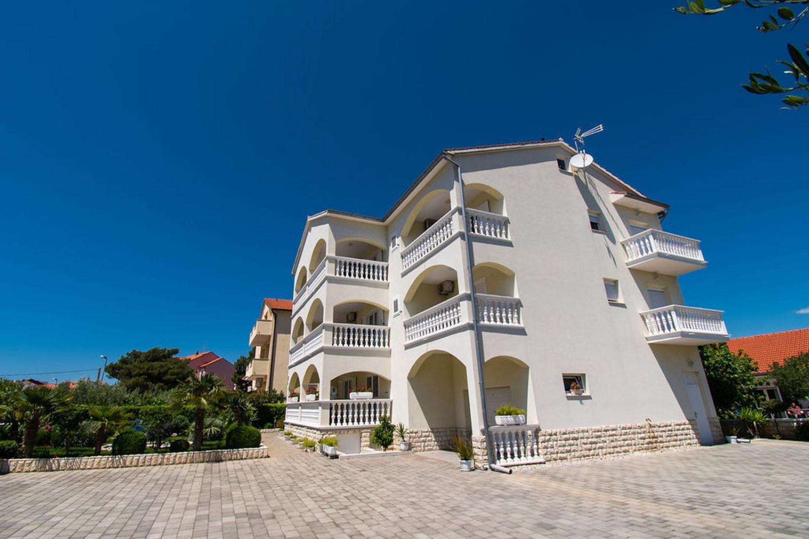 Apartments Kendes Vodice Exterior photo